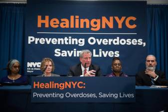 Mayor Bill de Blasio and First Lady Chirlane McCray announce a $22 million annual investment to expand HealingNYC, the citywide plan to combat the opioid epidemic in March 2018.