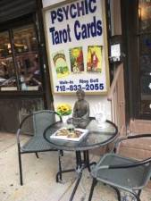 Reading for readings on 18th Street. Photo: Hazel Feldman