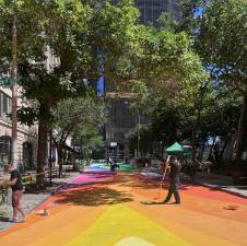 A 6,000 sq. ft. mural called “Urban Flow” is being painted next to Spring Street Park in Hudson Square, with volunteer help, courtesy of the Hudson Square Business Improvement District (HSBID).