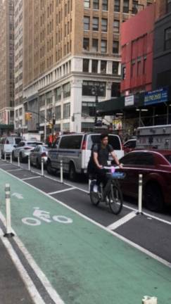 <b>Bicyclists frequently head the wrong way down roads and bike lanes and are rarely cited for infractions. </b> Photo: Keith J. Kelly