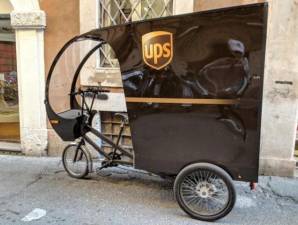 A UPS cargo bike in Rome, Italy. How would their bigger cousins change New York?