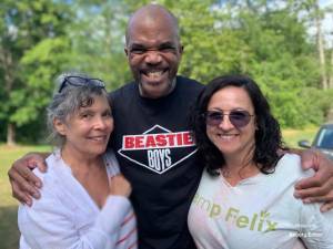 Amanda Ricken Simonetta (right) with Sheila Jaffe and Darryl McDaniels. Photo: Miriam Lissak