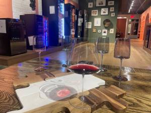 The retail store does not sell wine either by the bottle or by the glass, but customers can enjoy a sample while trying out glassware.