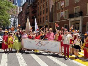 The Independence Day Parade ended at Fraunces Tavern, where Spanish and Americans alike rejoiced.