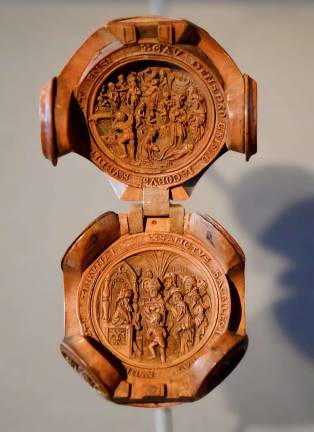 A prayer bead depicting the Legend of Saint James the Greater made in the Netherlands in the 16th century is just 2-1/4 × 1-7/8 inches in diameter. Photo: Adel Gorgy