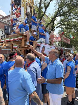East Harlem Giglio Feast thrills Pleasant Avenue, Sunday Aug. 9.