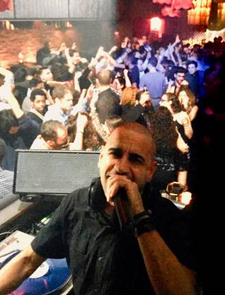 DJ Louie Mole’s success can be attributed to his playing top ten, sing-along songs in every category and his microphone game. “I talk to the crowd. You can request any song you want.“