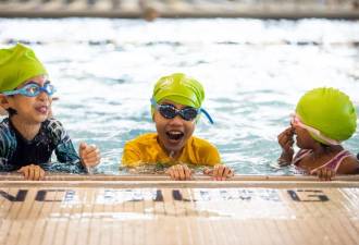 Kids at the Corona Park Aquatic Center will be among the beneficiaries of new swim program funds unveiled by Mayor Eric Adams last month, but a plan to get free swimming lessons for all 70,000 second graders in the city that was co-sponsored by Council Member Julie Menin.