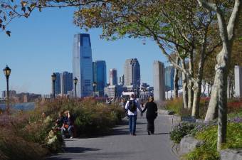 Entrepreneurs can apply for grants of up to $12,500 to develop a walking tour of Lower Manhattan. Photo: Flickr.