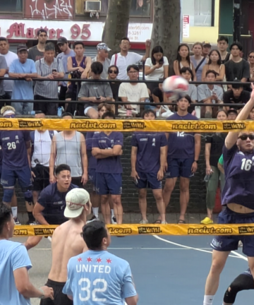 A men’s match at Sara D. Roosevelt Park. Its below-grade courts make it something like an arena.