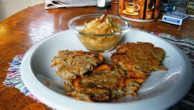 Latkes with homemade applesauce