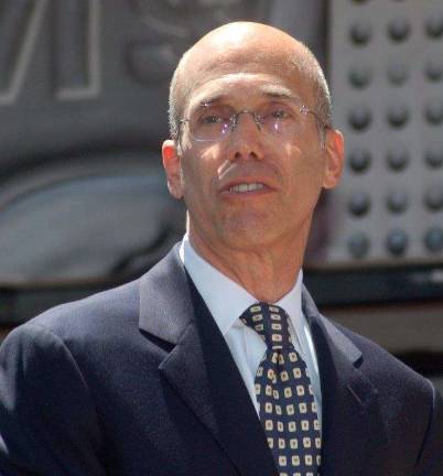 Jeffrey Katzenberg at a Hollywood Walk of Fame ceremony in 2009. The ex-CEO of DreamWorks Animation co-hosted a March 5 fundraiser at Spago in Beverly Hills for Mayor Bill de Blasio's reelection campaign and contributed $4,950 through his Family Trust. A year earlier, he gave de Blasio $4,950 from his personal funds. Photo: Angela George, via Wikimedia Commons