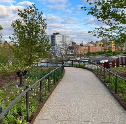 Little Island features both the glories of nature, and the buildings that make the cityscape of New York memorable. This picture was taken above, not just around, the Hudson River. Photo: Ralph Spielman