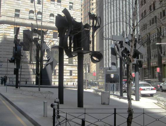 Louise Nevelson plaza. Photo: Beyond My Ken, via commons.wikimedia.org/wiki/File:Louise_Nevleson_Plaza.jpg