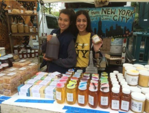 At the market. Photo courtesy of AndrewsHoney.com