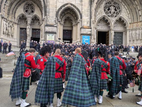 FDNY Emerald Society after the service.