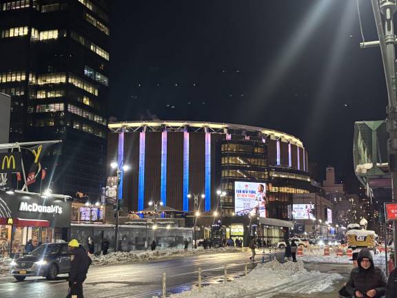 A big unknown is whether the master developers will want to move Madsion Square Garden, which is a big reason why the current subterranean station is so crowded and dark. MSG sits on 300 huge pilings driven into the station below. MSG boss James Dolan says he does not want to move.