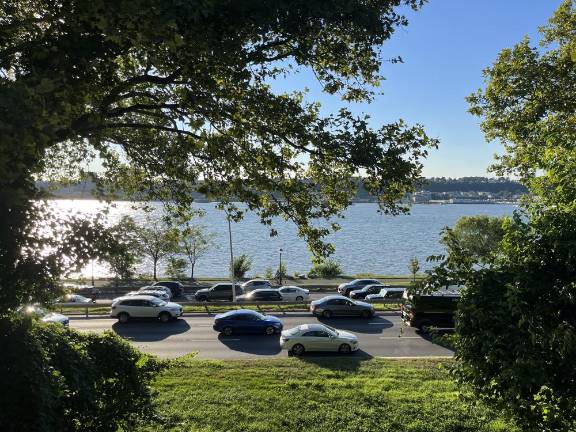 Traffic on the West Side Highway. Photo: Kay Bontempo