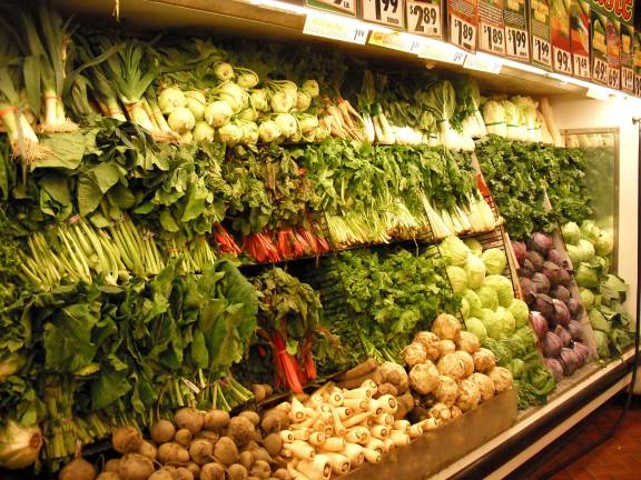 A new study from Manhattan Borough President Gale Brewer catalogs the borough’s supermarkets and makes recommendations for ensuring their viability. Photo: size4riggerboots, via flickr