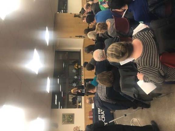 Assemblymember Linda Rosenthal moderated the candidates’ forum at Goddard Riverside Community Center. Photo: Erica Overton