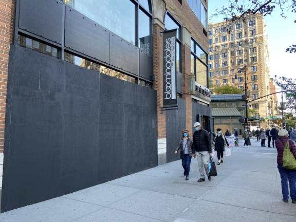 Bloomingdale’s Outlet Store on 72nd Street and Broadway. Photo: Alexis Gelber