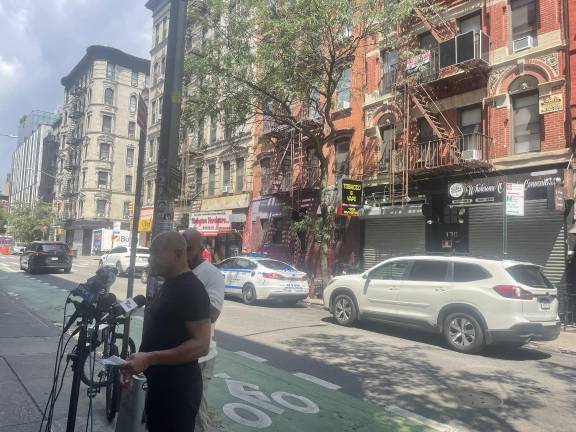 Fernando Mateo and Germaine Zayas, spokespeople for the United Bodegas of America, announced a $5000 reward for information on a perpetrator who shot a bodega worker early August 6 on the LES.