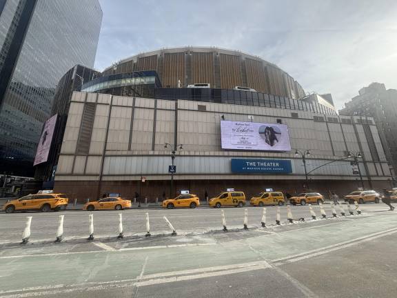 One early plan that was circulated by the American arm of Italian developer ASTM proposed knocking down the Theater on the Eighth Ave. side of the station and building a new grand entrance that would keep Madison Square Garden in place but allow a lot of sun light into a new subterranean station.