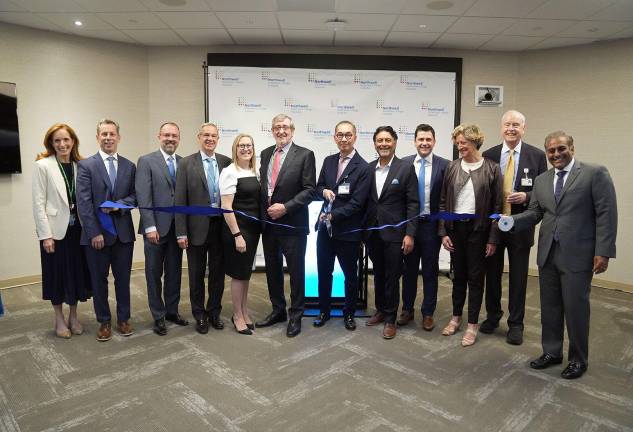 Northwell executives celebrated the new expansion with a ribbon-cutting.