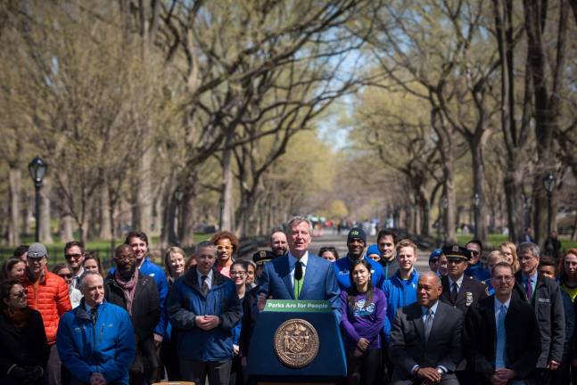 On the Central Park Mall April 20, Mayor Bill de Blasio announced that Central Park, the world's most iconic greenspace, would become entirely car-free beginning June 27. Photo: Michael Appleton/Mayoral Photography Office.