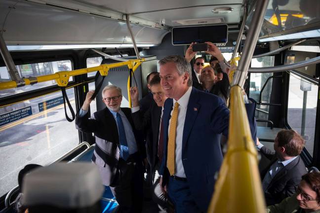 NYC Mayor Bill de Blasio rides the Westbound M23 Select Bus Service and delivers remarks about improving bus service on Friday October, 20. Photo: Edwin J. Torres/Mayoral Photography Office