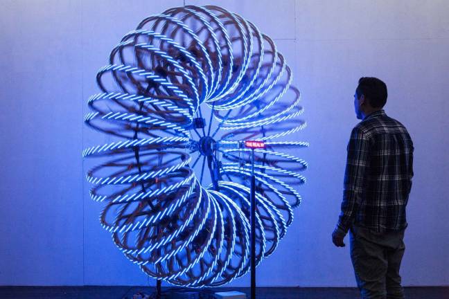 Jose Carlos Martinat, "Morning in America. Distractor #4," 2017, Motors, LED's, arduines and LED screen .Courtesy of Revolver Galería (Lima)