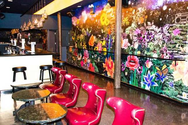 The throwback decor at RetroClubNYC.