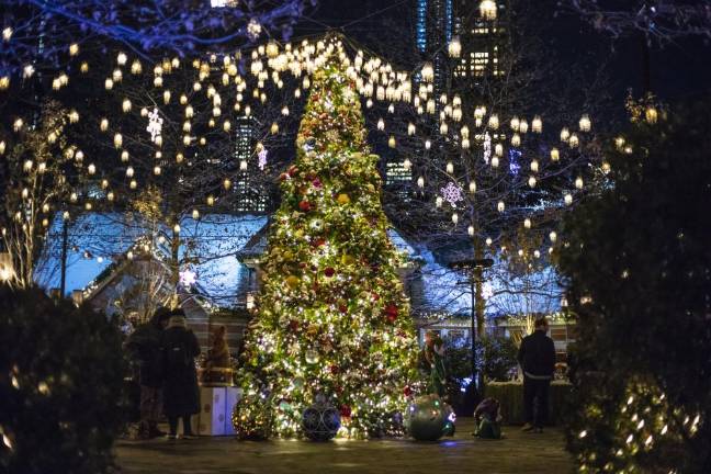 Christmas season at Tavern on the Green. Photo: John Nacion