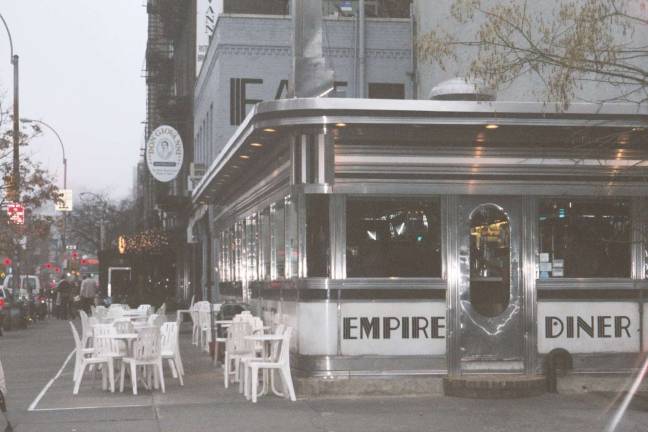 The Empire Diner in 2007, toward the end of its glory days. Photo: Raanan Geberer