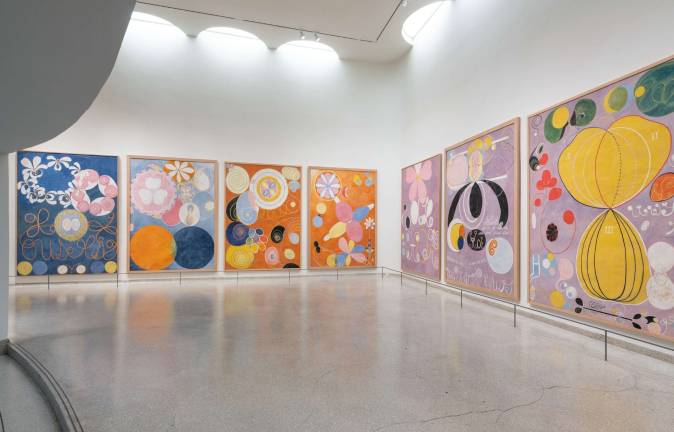 In the High Gallery: An expansive view of works from the series “The Ten Largest” (1907) Photo: David Heald. © 2018 The Solomon R. Guggenheim Foundation.