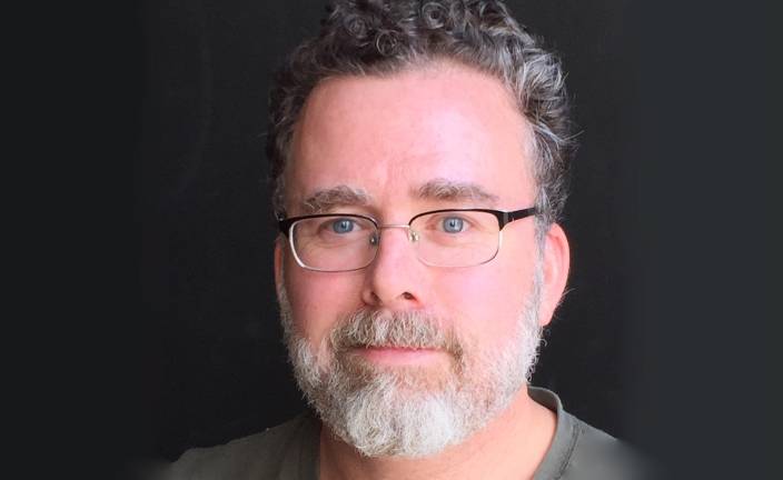 Matt Twomey, Senior Staff Editor at The New York Times, and Award-winning indie documentary film director and editor, used Artificial Intelligence to create a five-book illustrated humor series under the pen name Artie Smarty.