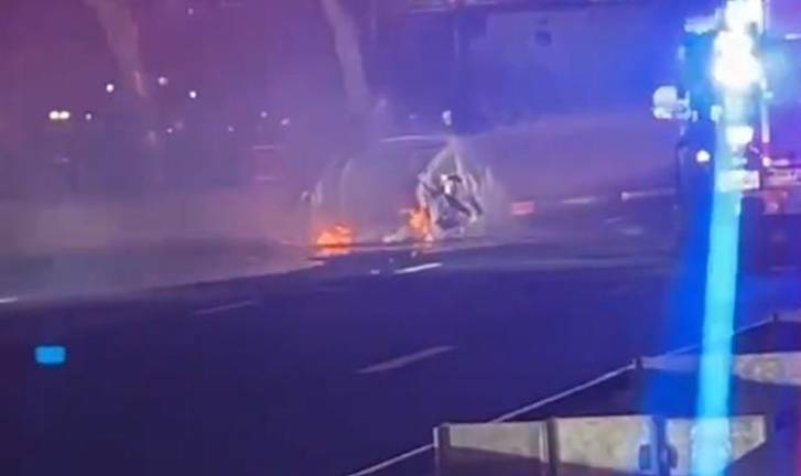 A crash of a Tesla on the FDR Drive early on the morning of Feb. 4 killed the woman driver and injured her 25-year-old male passenger. The FDNY summoned a Hazmat unit due to a fire from the car which contained a lithium ion battery.