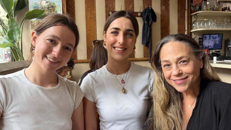 Red Door producers/actors Violet Levinson, who portrays Babe, and Ana Radice-Morras, who plays Meg, with “Crimes of the Heart” director Eve Bianco.