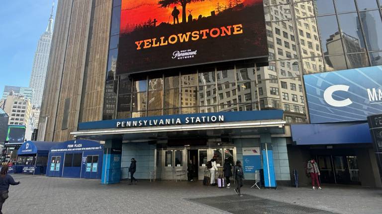 The federal government wants to take over the long stalled Penn Station redevelopment plan, taking over from the MTA.