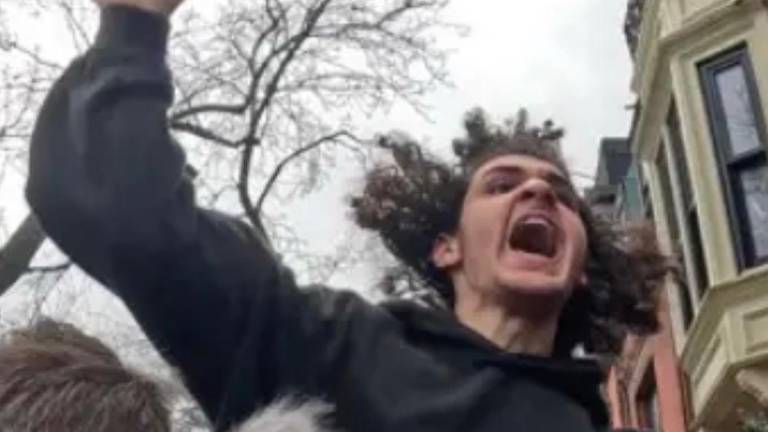 A teenage counterprotestor reportedly threw a nail bomb at an anti-Muslim rally held by a far-right agitator on Saturday, March 7, and is now being investigated by the federal government for “ISIS-inspired terrorism.”